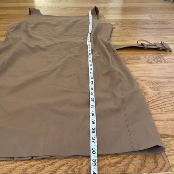 M.M. LaFleur The Cynthia Dress in Italian Wool Twill - Picture 11 of 11